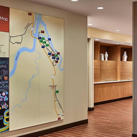 Towneplace Suites By Marriott Fort Mcmurray Exterior foto