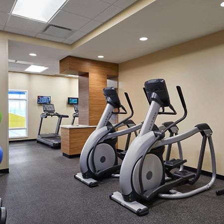 Towneplace Suites By Marriott Fort Mcmurray Exterior foto